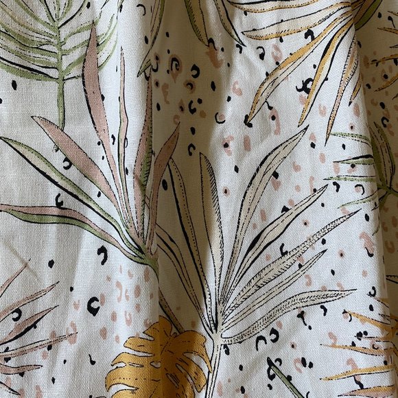 Patterned Skirt - Picture 3 of 4